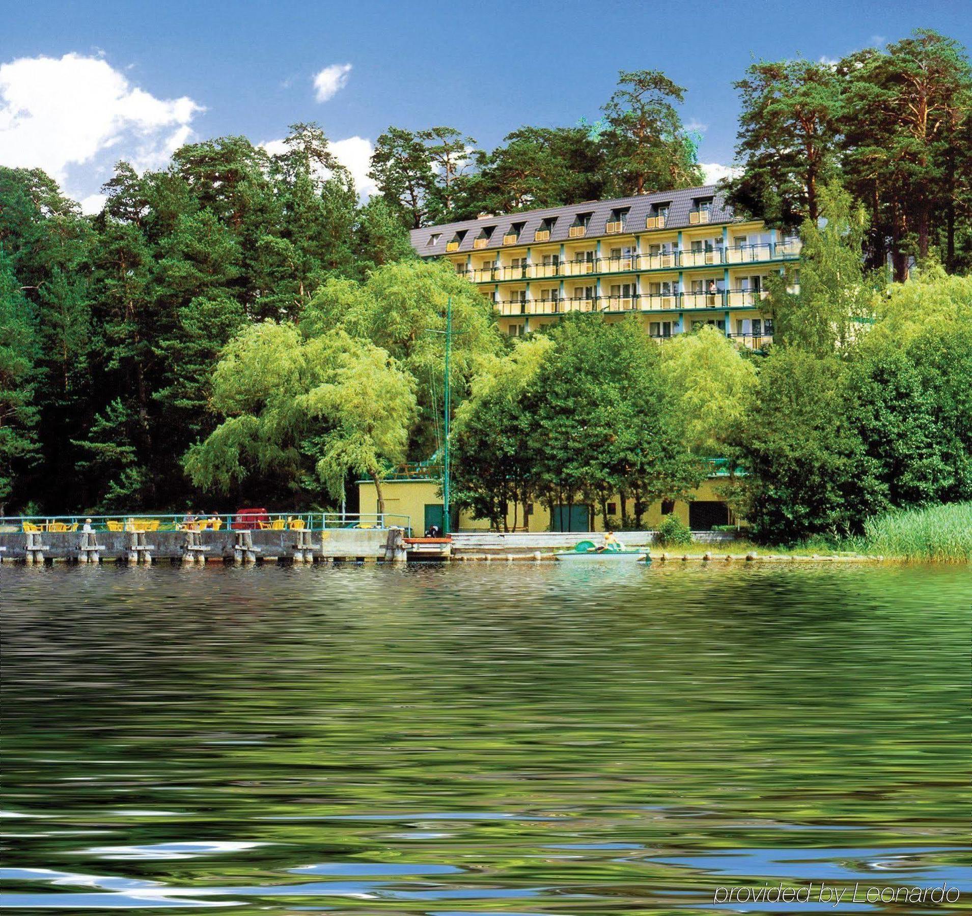 أوغستوف Hotel Warszawa Spa & Resort المظهر الخارجي الصورة